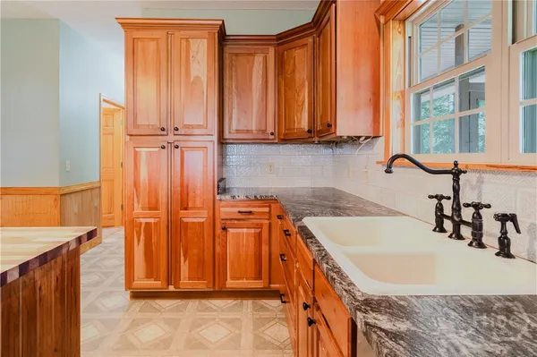 $575,000 | 130 Seines Landing Drive, Springfield, GA 31329