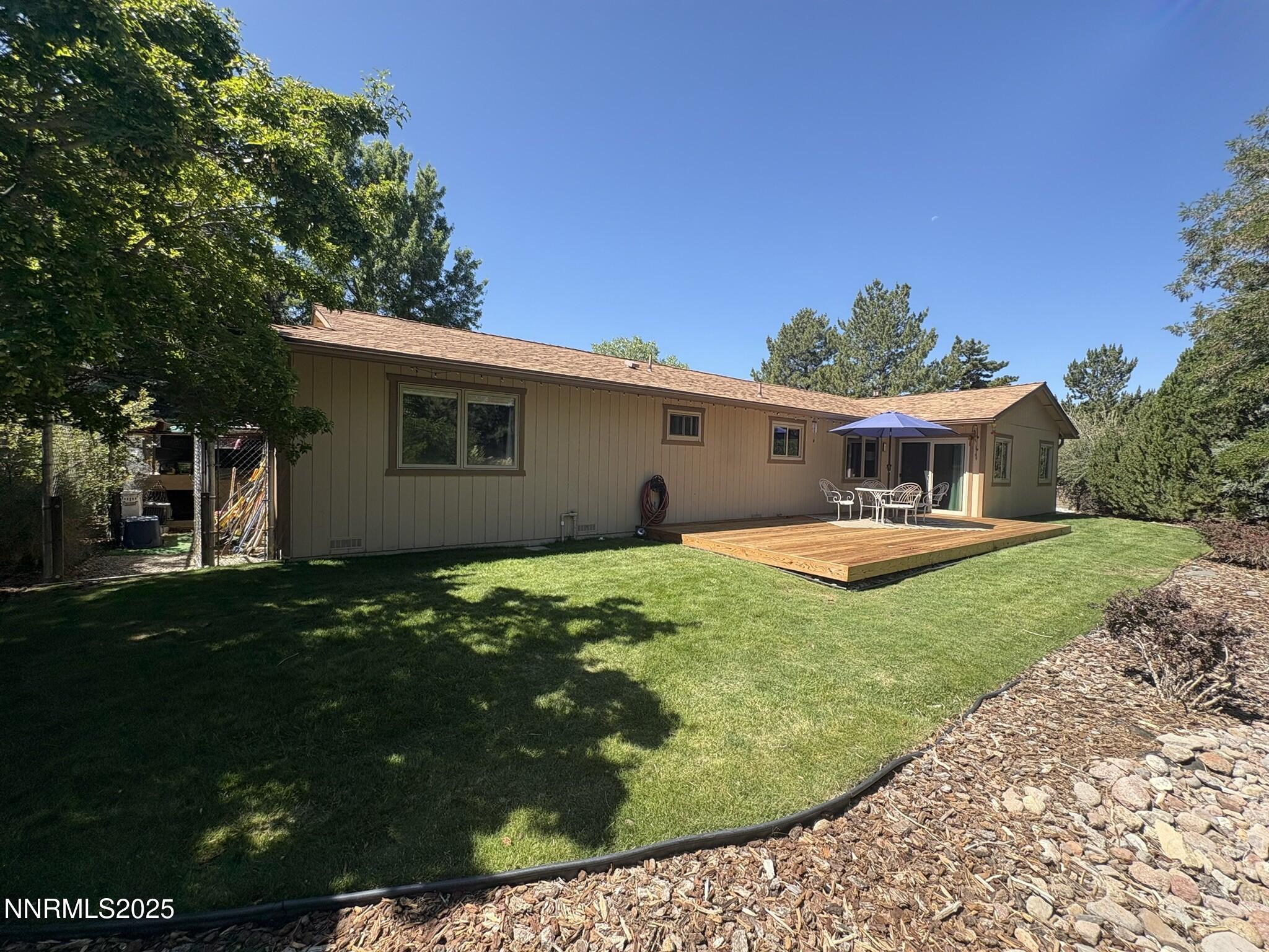 35 Mogul Mountain Circle Reno, NV 89523 - Photo 25 of 31 25 Backyard Summer_2