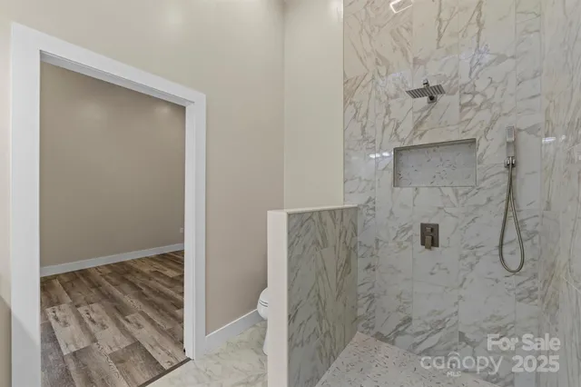 $397,777 | 71 Mountain Trace Point, Bryson City, NC 28713