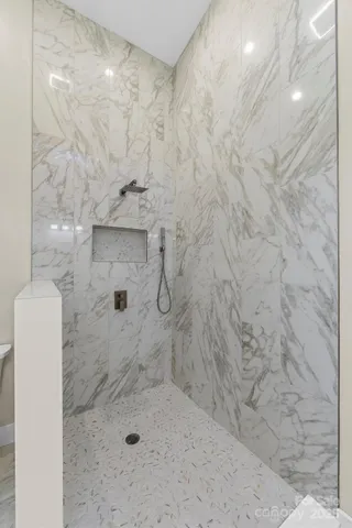 $397,777 | 71 Mountain Trace Point, Bryson City, NC 28713