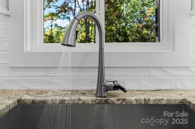 $397,777 | 71 Mountain Trace Point, Bryson City, NC 28713