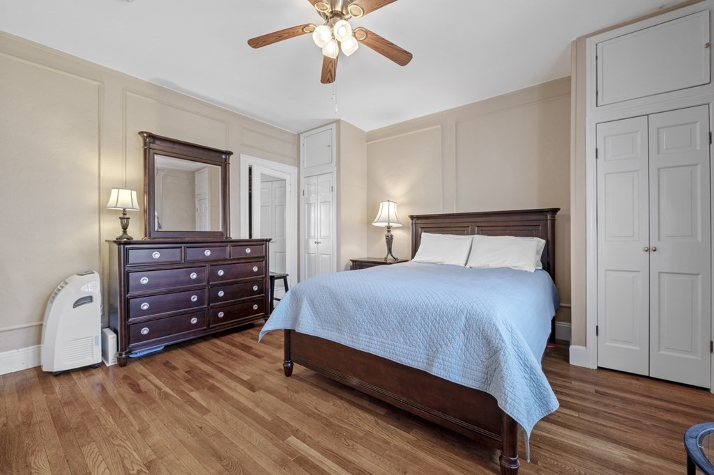 137 Beaconsfield Road, Unit 4 Brookline, MA 02445 - Photo 13 of 24 Gallery Image 13