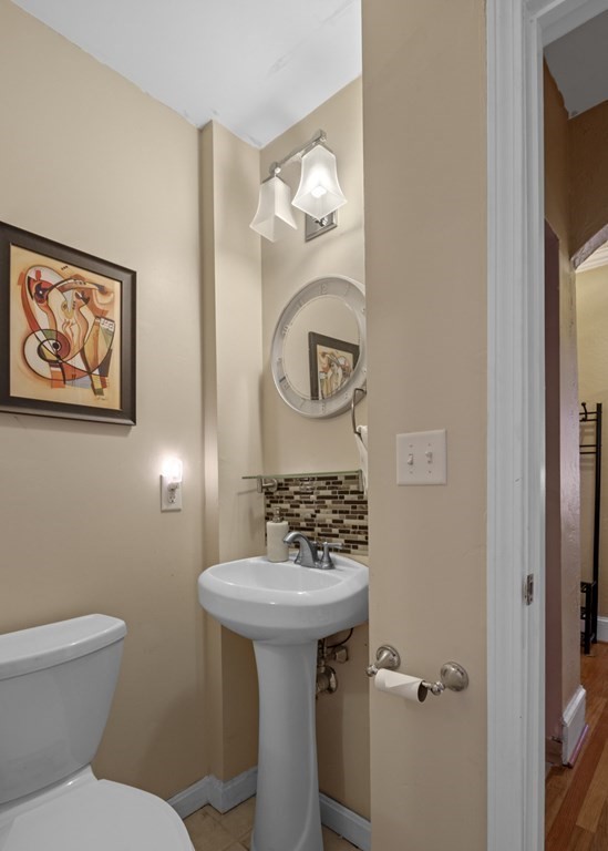 137 Beaconsfield Road, Unit 4 Brookline, MA 02445 - Photo 16 of 24 Gallery Image 16
