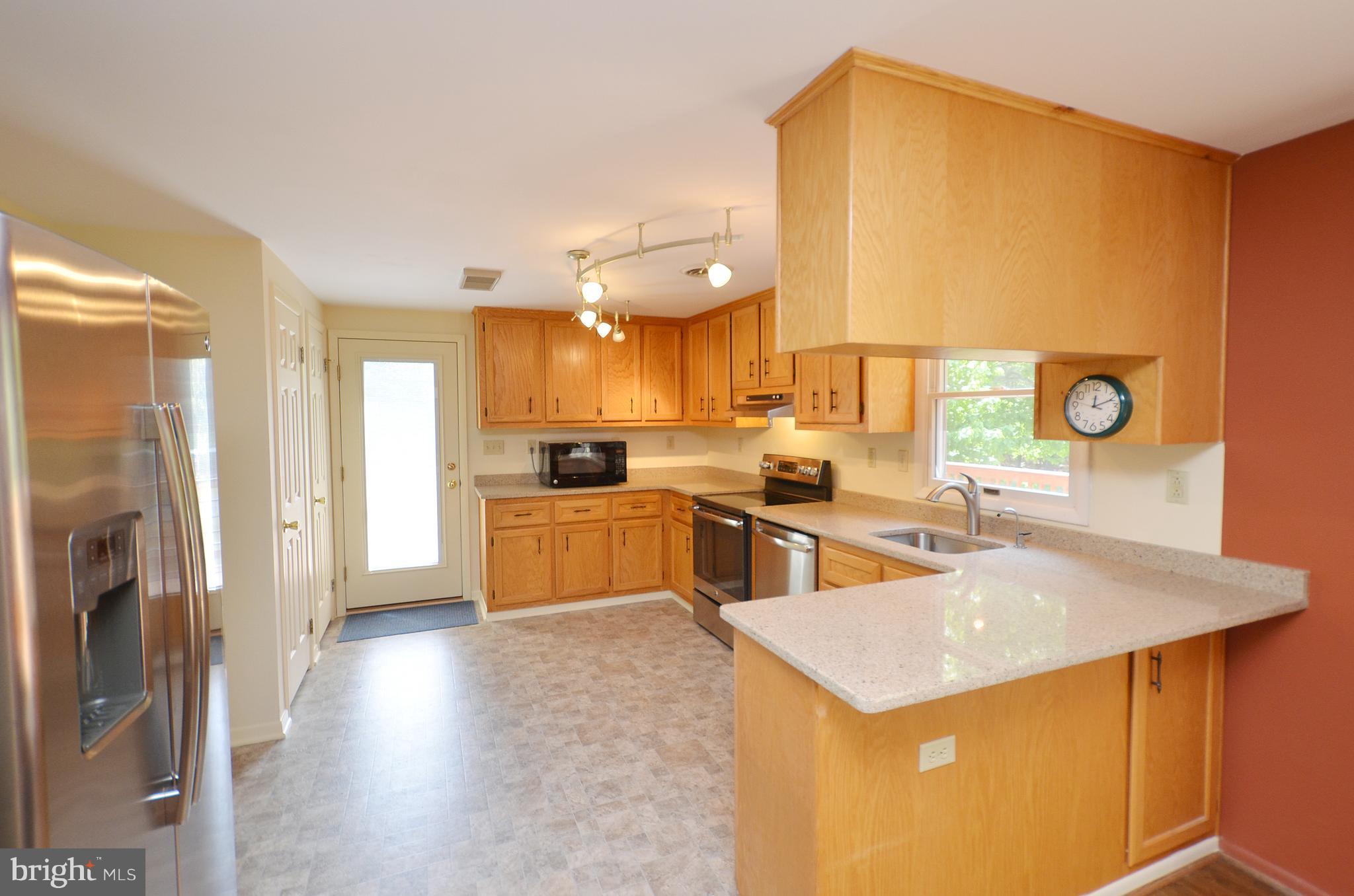 43325 Lost Corner Road Leesburg, VA 20176 - Photo 7 of 30 Kitchen