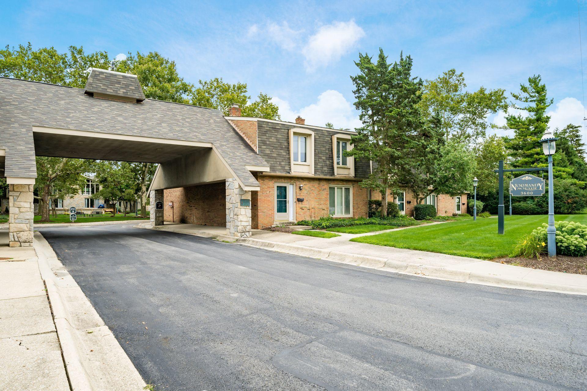 3600 Reed Road, Unit 7 Columbus, OH 43220 - Photo 19 of 20
