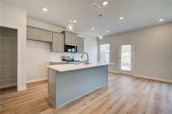 $302,093 | 615 Treasure Drive, Stockbridge, GA 30281