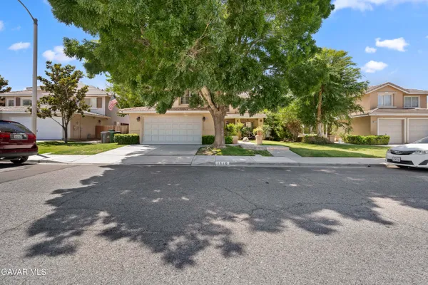 $525,000 | 1516 Ave H4, Lancaster, CA 93534
