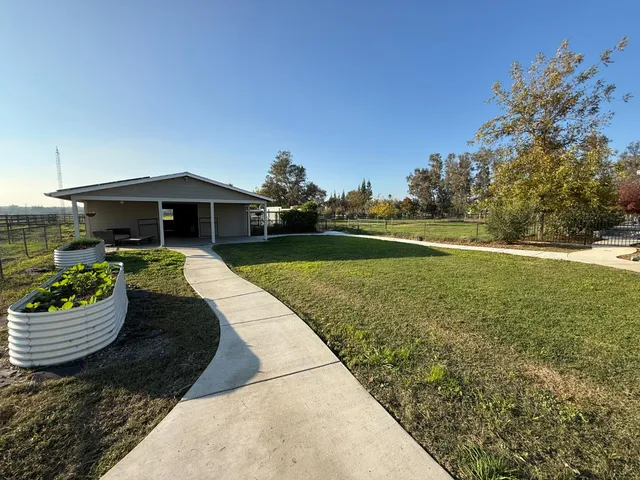 a view of a livingroom with outdoor seating