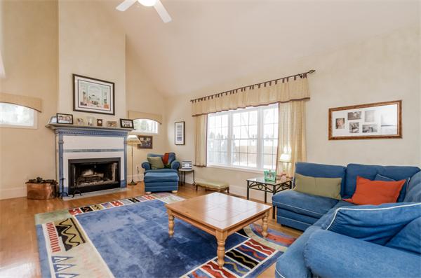 2 Ida Road Marblehead, MA 01945 - Photo 11 of 30 Gallery Image 11