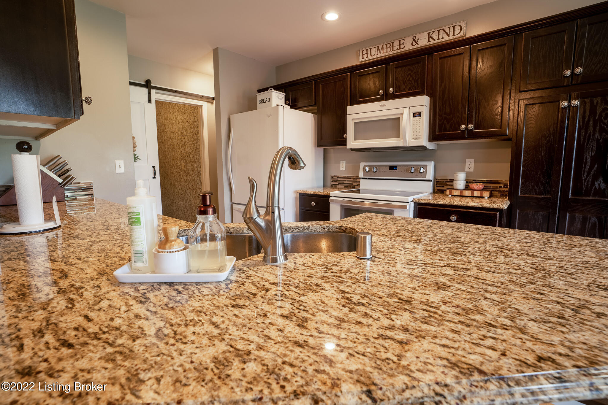 5023 Fox Run Road Buckner, KY 40010 - Photo 28 of 77 Kitchen