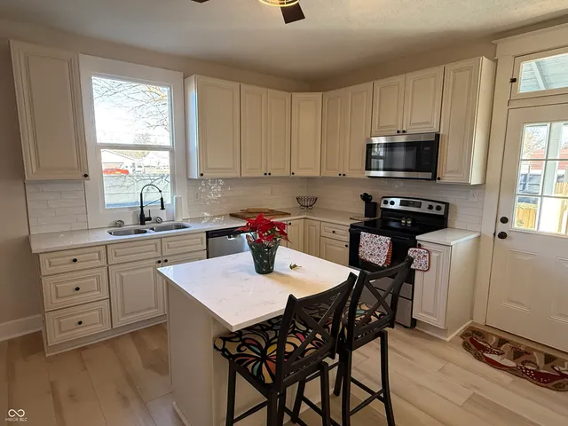 $230,000 | 539 South Sycamore Street, Martinsville, IN 46151