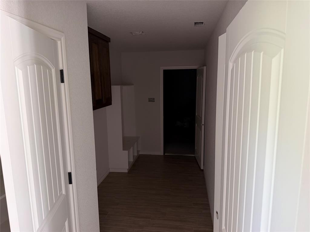 192 Altom Road Springtown, TX 76082 - Photo 6 of 7