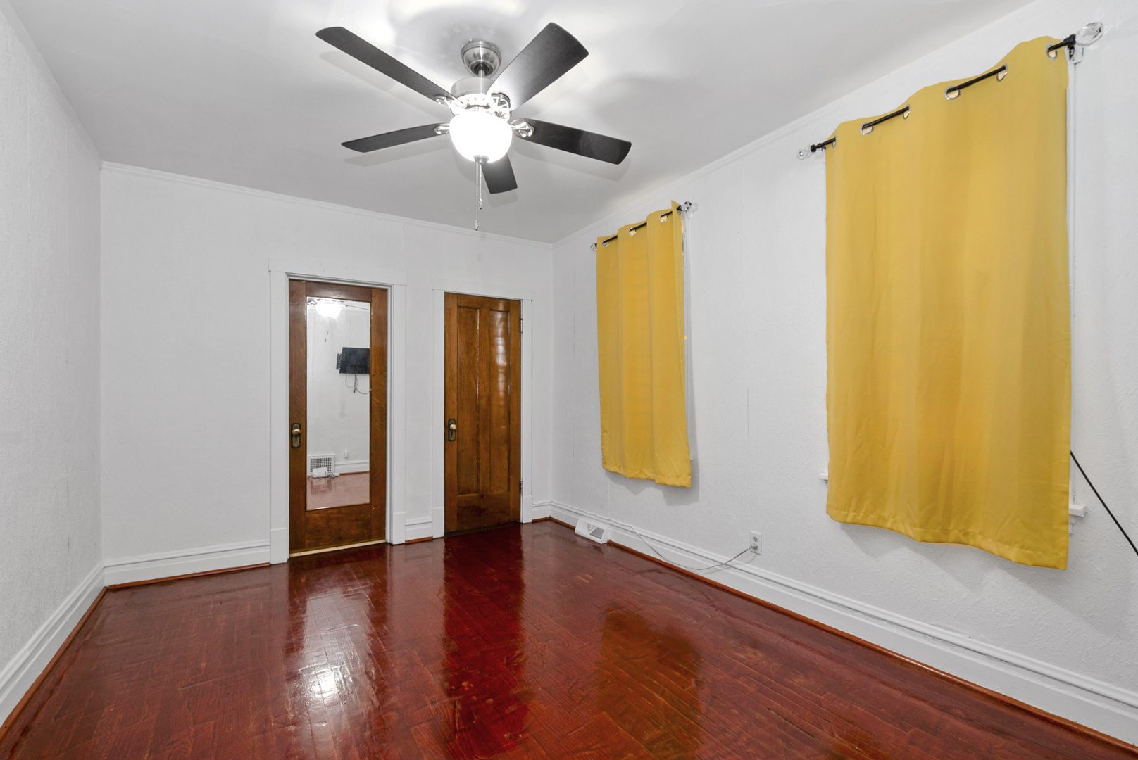 11413 South Normal Avenue Chicago, IL 60628 - Photo 6 of 22