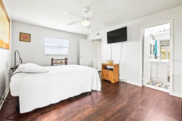 $125,000 | 1801 Bedford Lane, Unit 27, Sun City Center, FL 33573