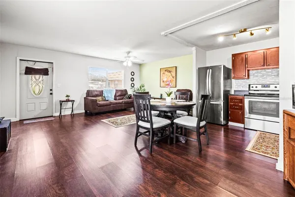 $125,000 | 1801 Bedford Lane, Unit 27, Sun City Center, FL 33573