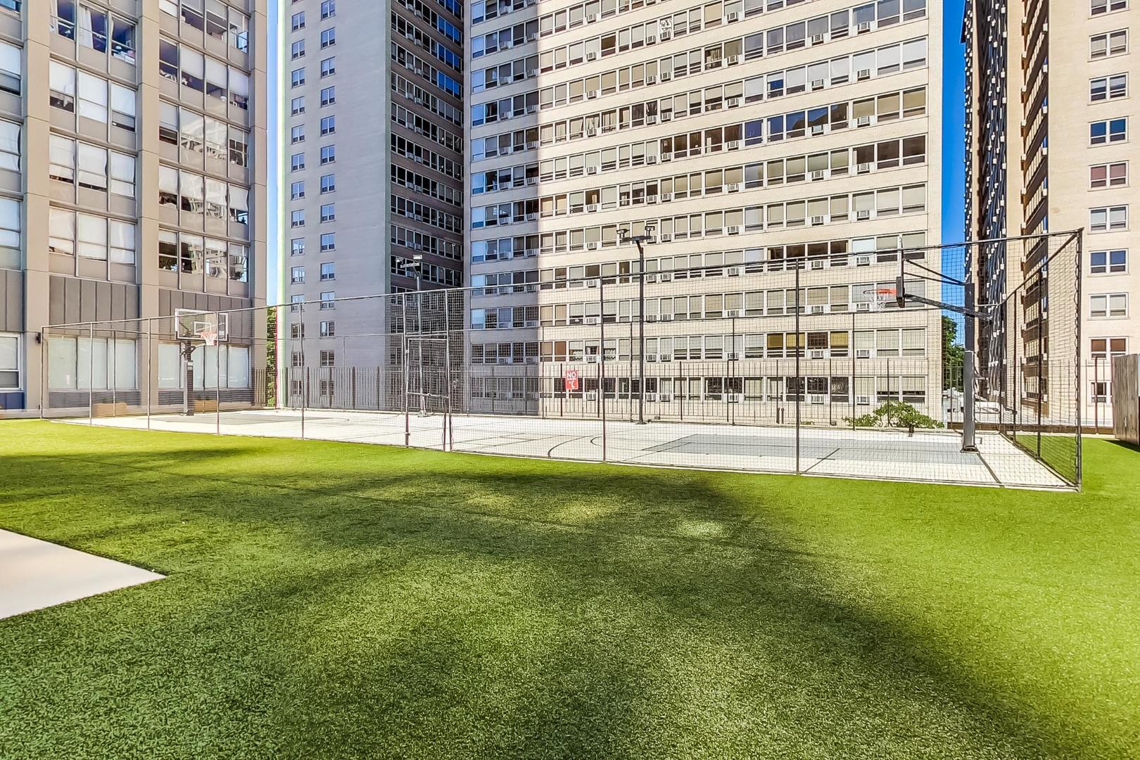 655 West Irving Park Road, Unit 5405 Chicago, IL 60613 - Photo 21 of 31