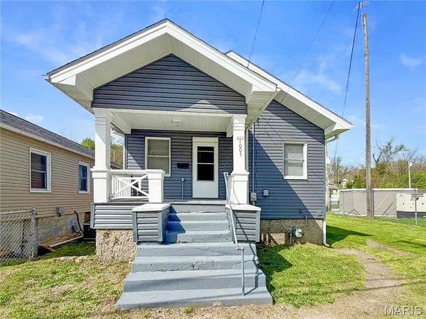 $129,000 | 1007 Fulton Avenue, Hannibal, MO 63401