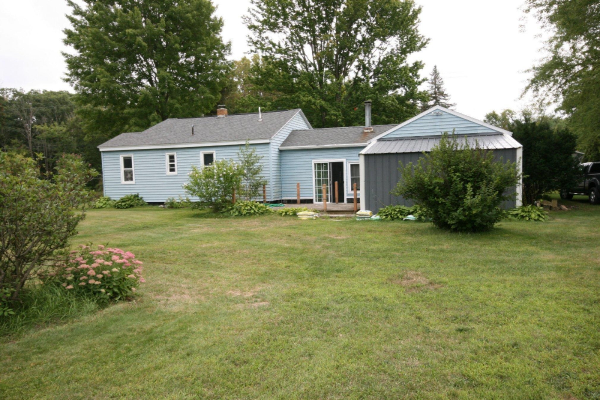 1884 Duck Lake Road Muskegon, MI 49445 - Photo 3 of 28 Duck lake rd D North side