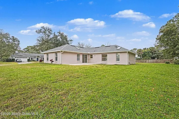 $2,400 | 998 Haas Avenue Northeast, Palm Bay, FL 32907