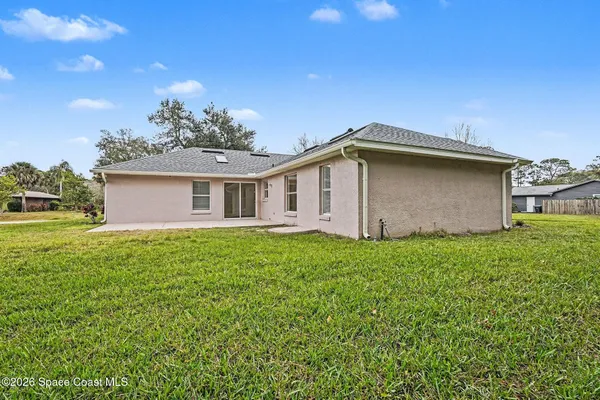 $2,400 | 998 Haas Avenue Northeast, Palm Bay, FL 32907