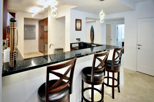 $1,899,000 | 5410 La Jolla Boulevard, Unit A111, La Jolla, CA 92037