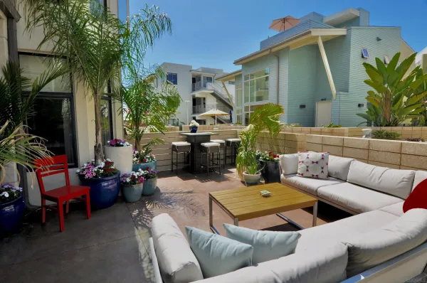 $1,899,000 | 5410 La Jolla Boulevard, Unit A111, La Jolla, CA 92037