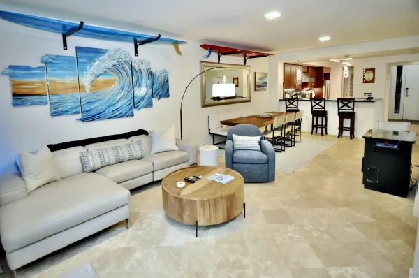 $1,899,000 | 5410 La Jolla Boulevard, Unit A111, La Jolla, CA 92037