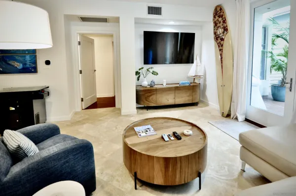 $1,899,000 | 5410 La Jolla Boulevard, Unit A111, La Jolla, CA 92037