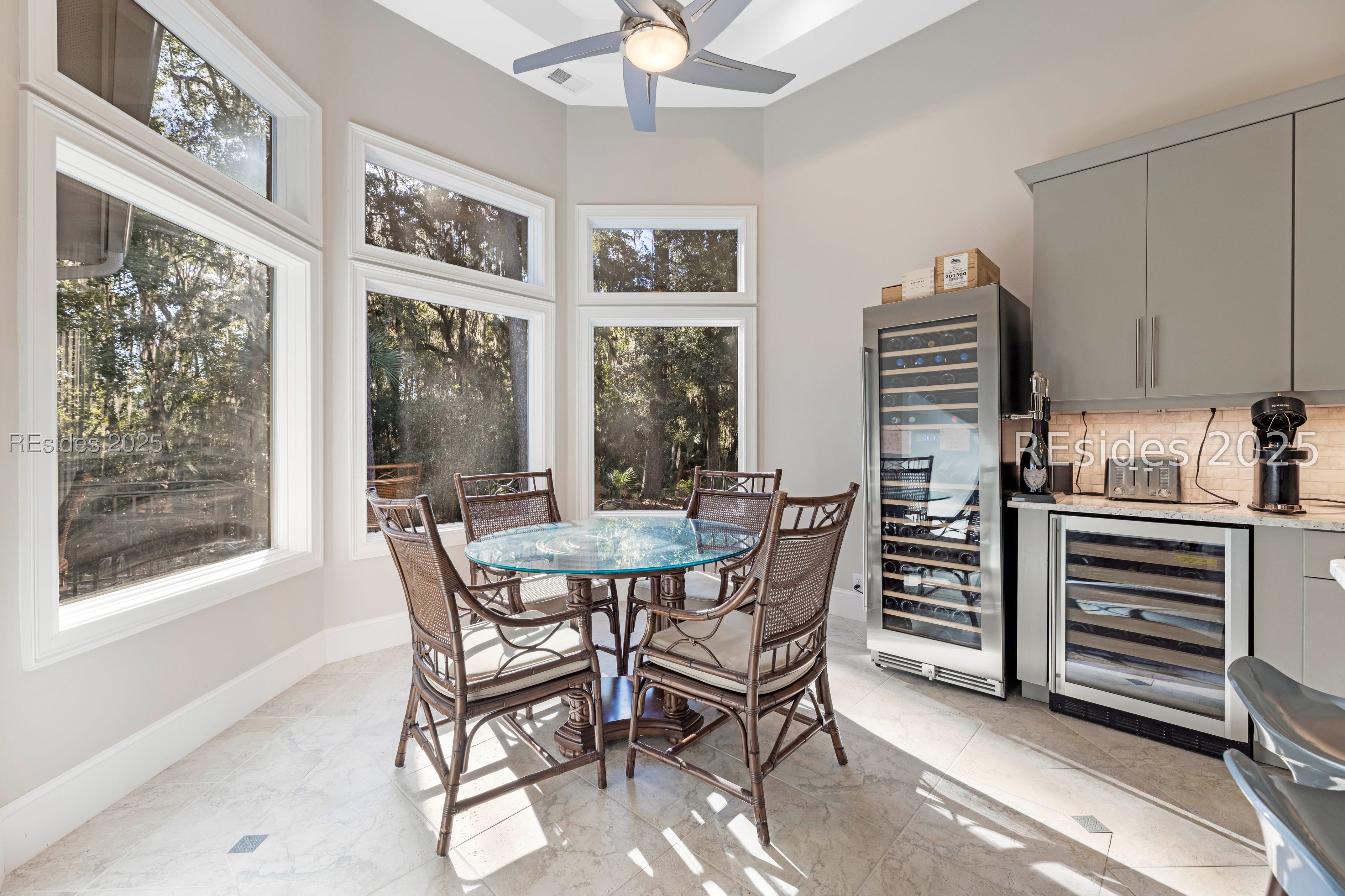 21 Hunting Court Bluffton, SC 29910 - Photo 15 of 45 Eat-in area of Kitchen