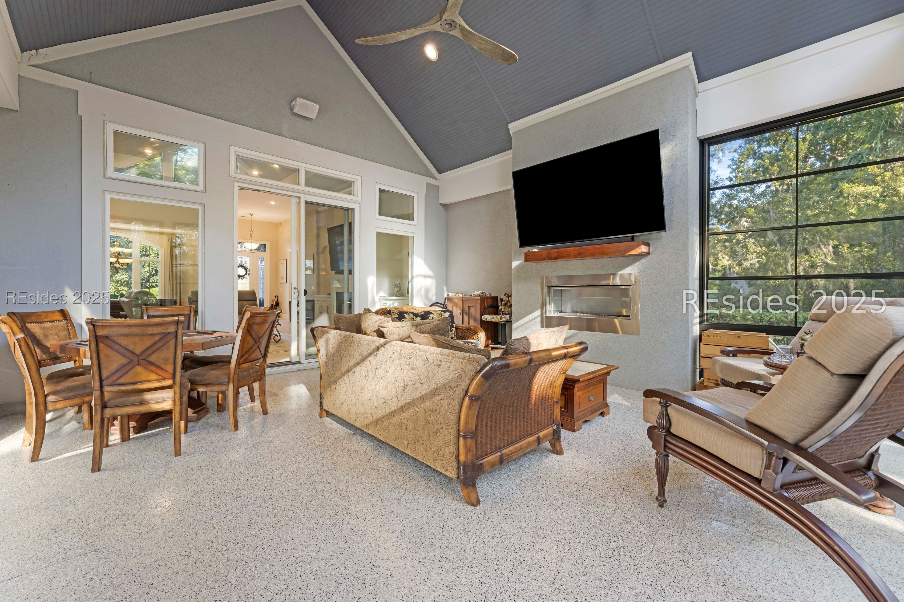 21 Hunting Court Bluffton, SC 29910 - Photo 33 of 45 Gas fireplace provides ample heat