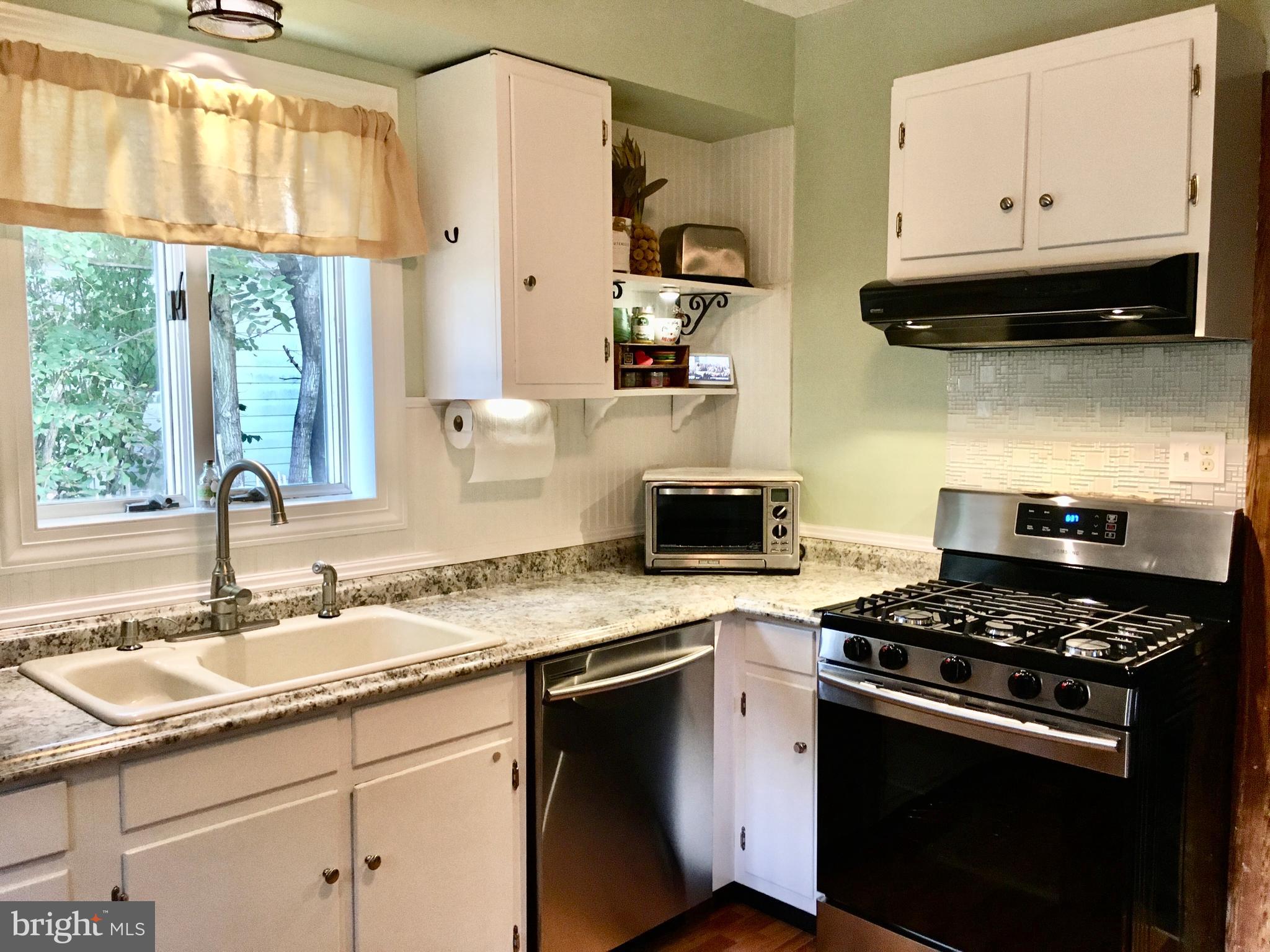 507 Easton Road Riegelsville, PA 18077 - Photo 3 of 31