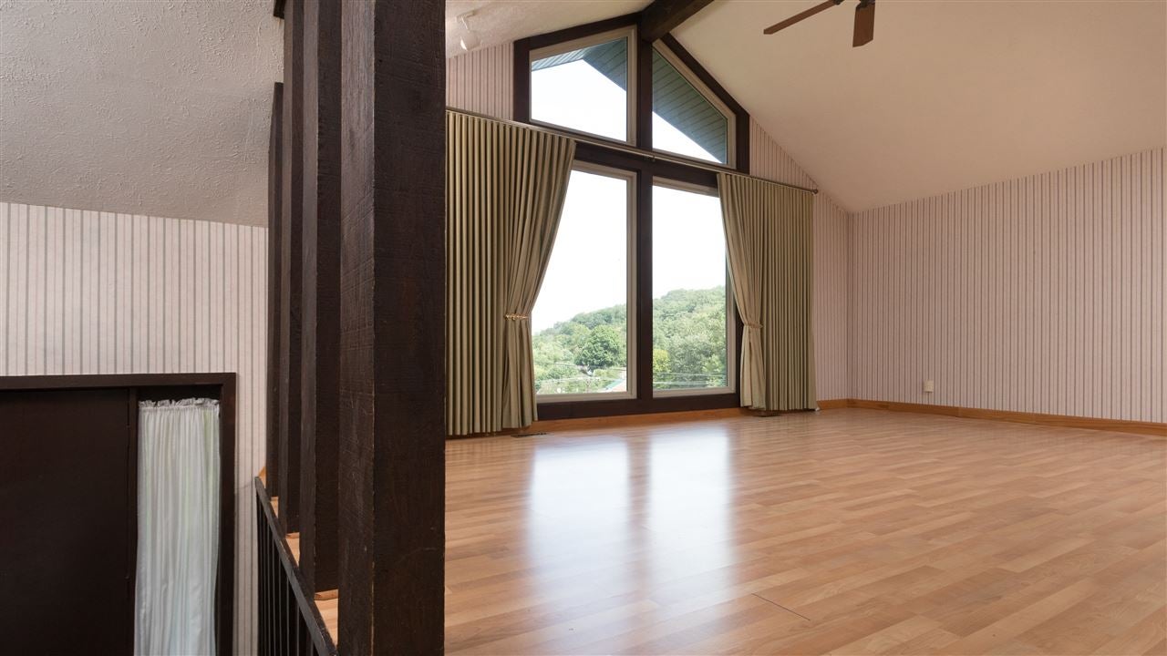 1308 Waco Road Huntington, WV 25701 - Photo 4 of 32 Gallery Image 4
