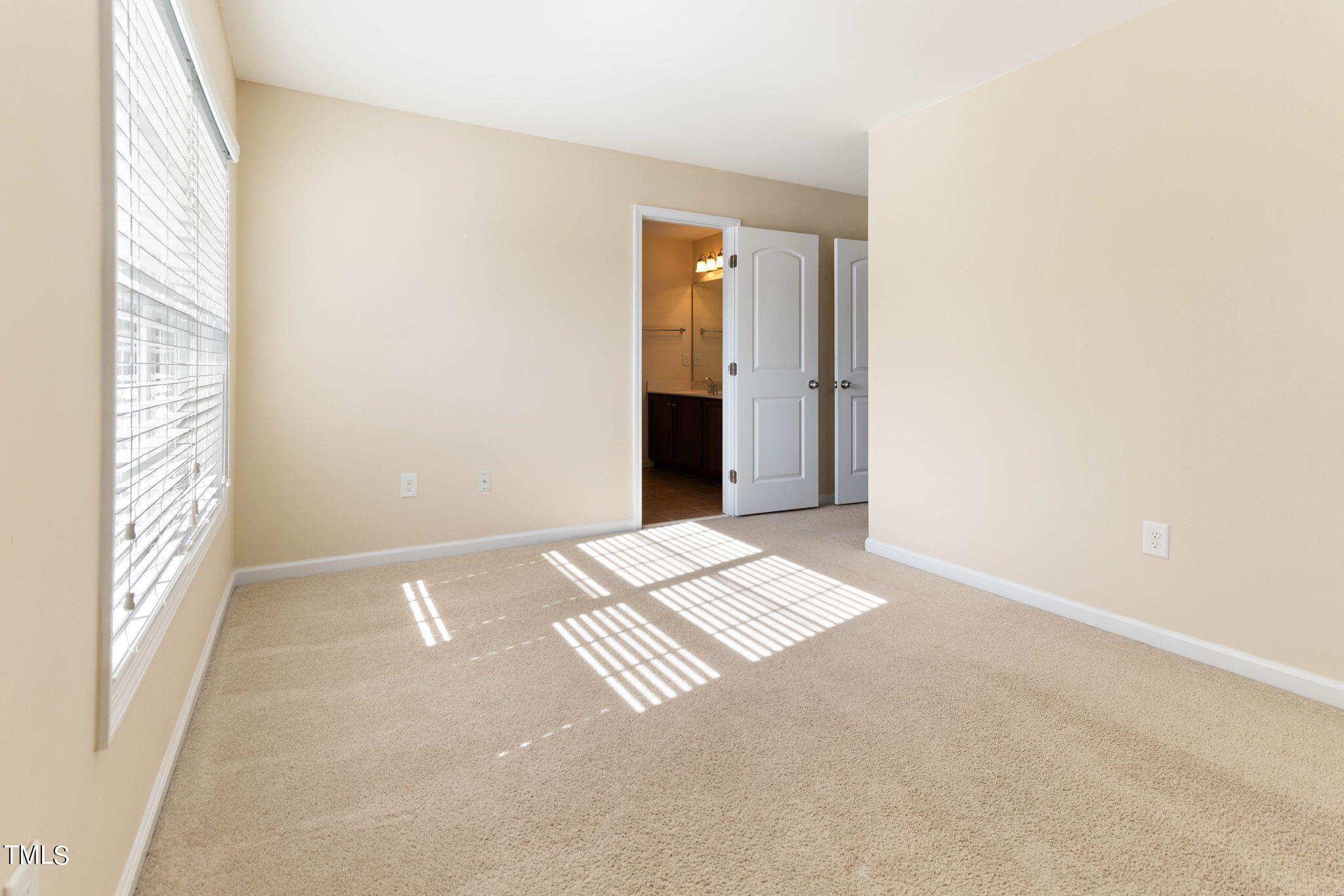 1237 Mantra Court Cary, NC 27513 - Photo 28 of 34 1237 mantra pic31