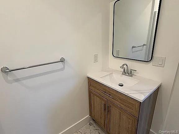 34 Kelsey Road Poughkeepsie, NY 12601 - Photo 17 of 32 Main floor bathroom