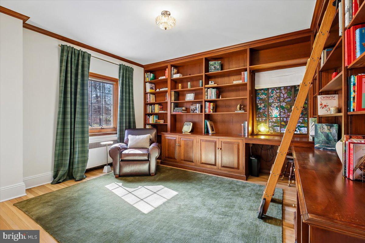 6317 Poe Road Bethesda, MD 20817 - Photo 8 of 43 Warm Home Office