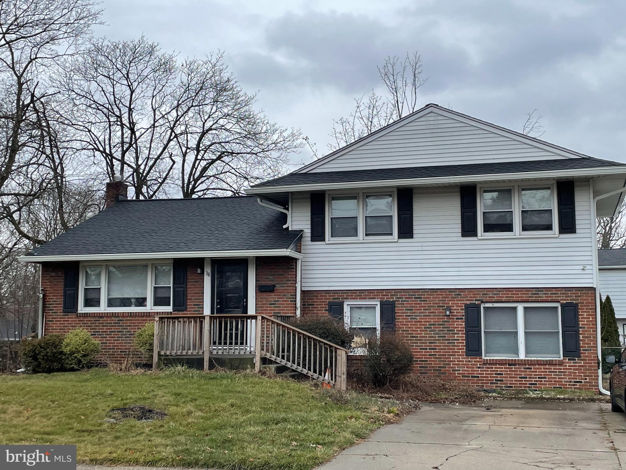 38 5th Avenue, Glendora, NJ 08029 Compass