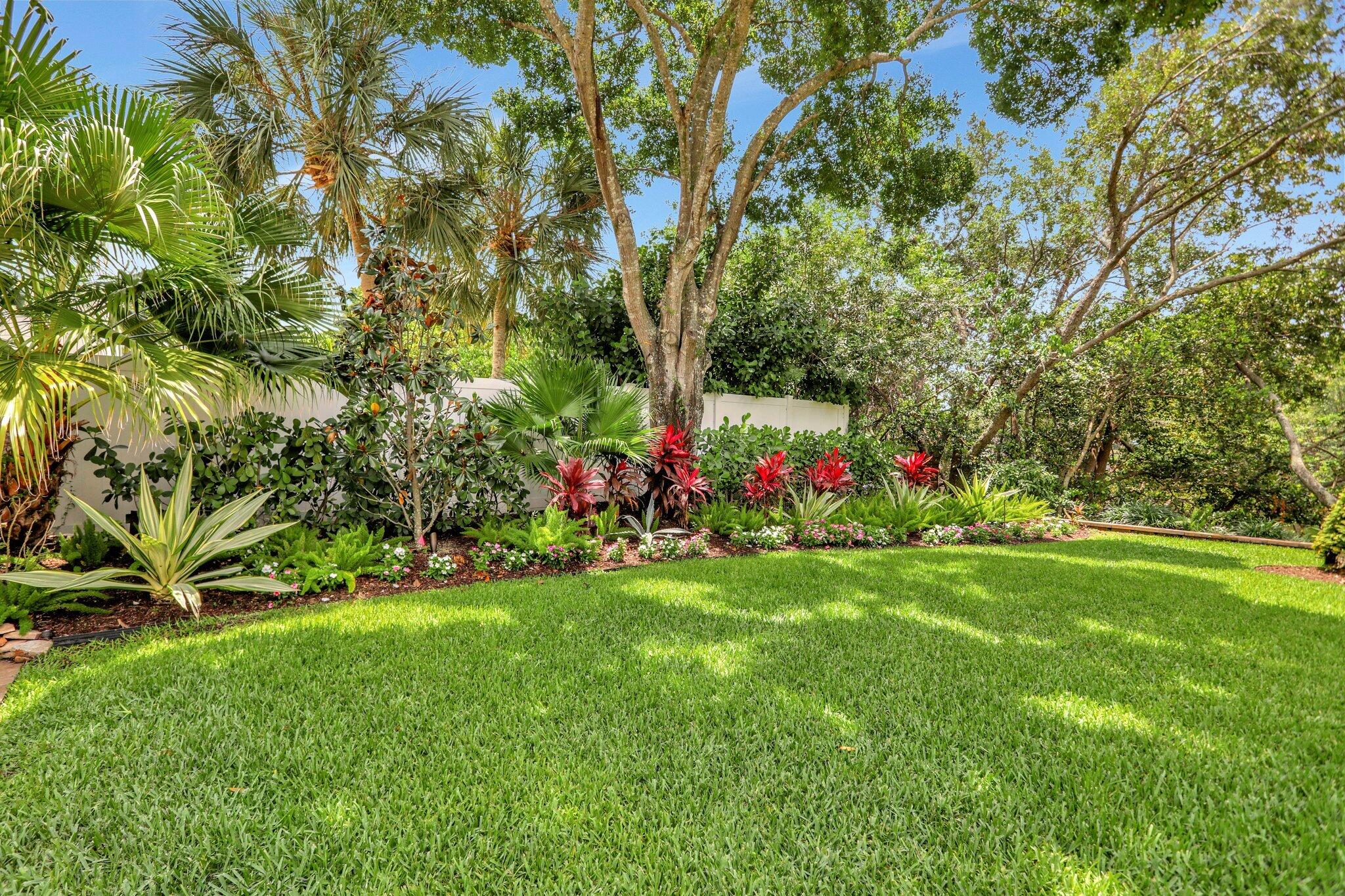 840 Southwest 22nd Street Boca Raton, FL 33486 - Photo 41 of 50 Backyard