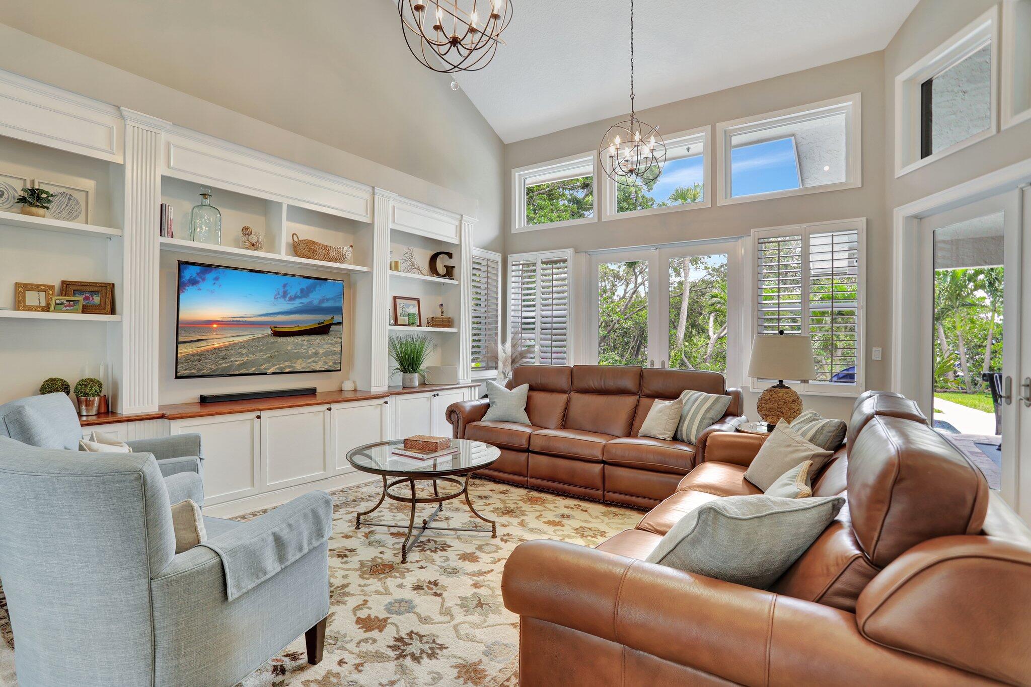 840 Southwest 22nd Street Boca Raton, FL 33486 - Photo 6 of 50 Living Area