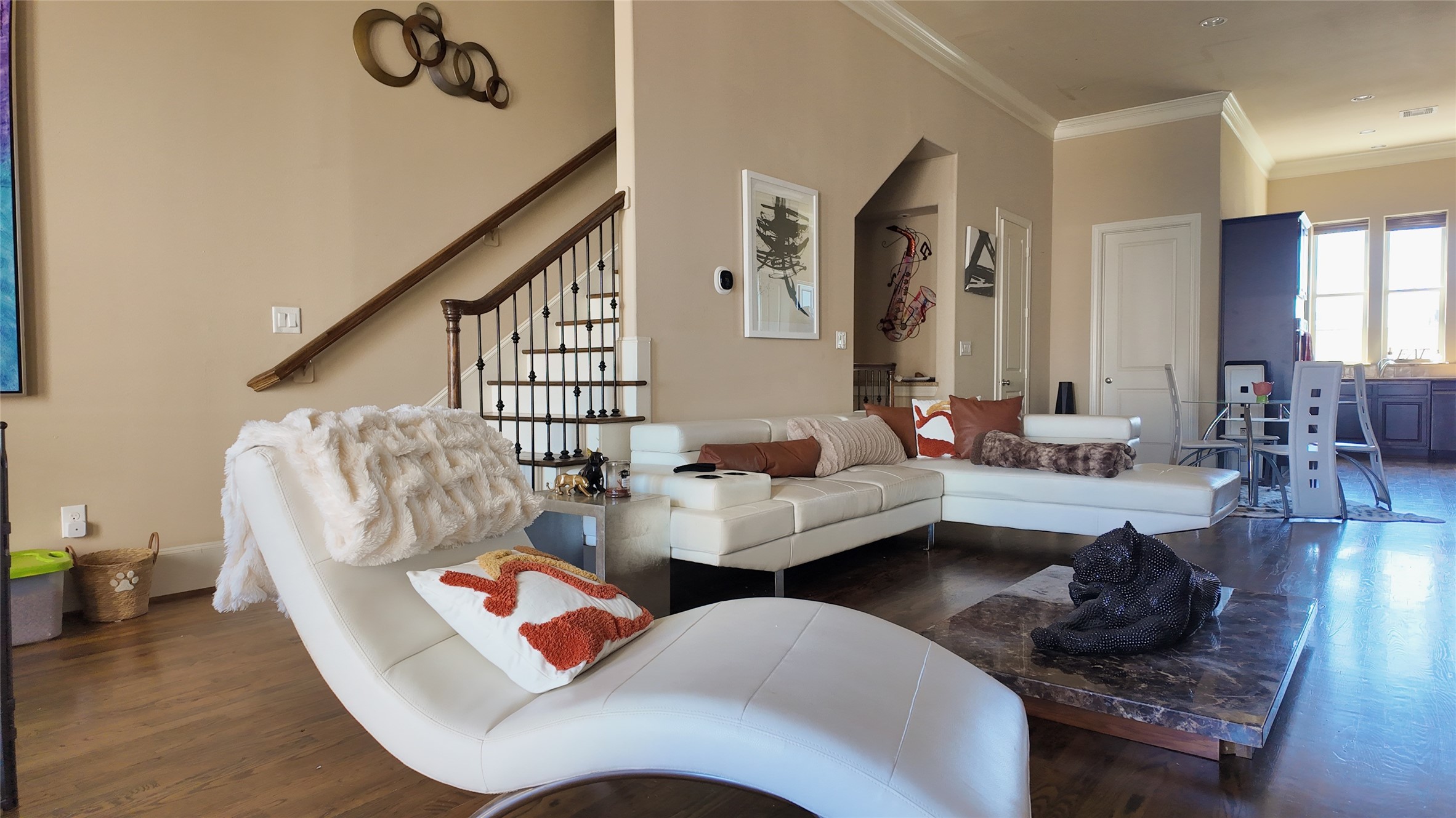 2029 Fannin Station North Houston, TX 77045 - Photo 5 of 14 a living room with furniture and wooden floor