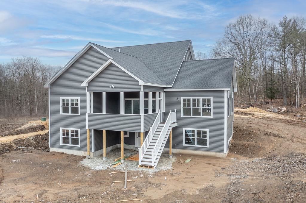 382 North River Road Epping, NH 03042 - Photo 3 of 28