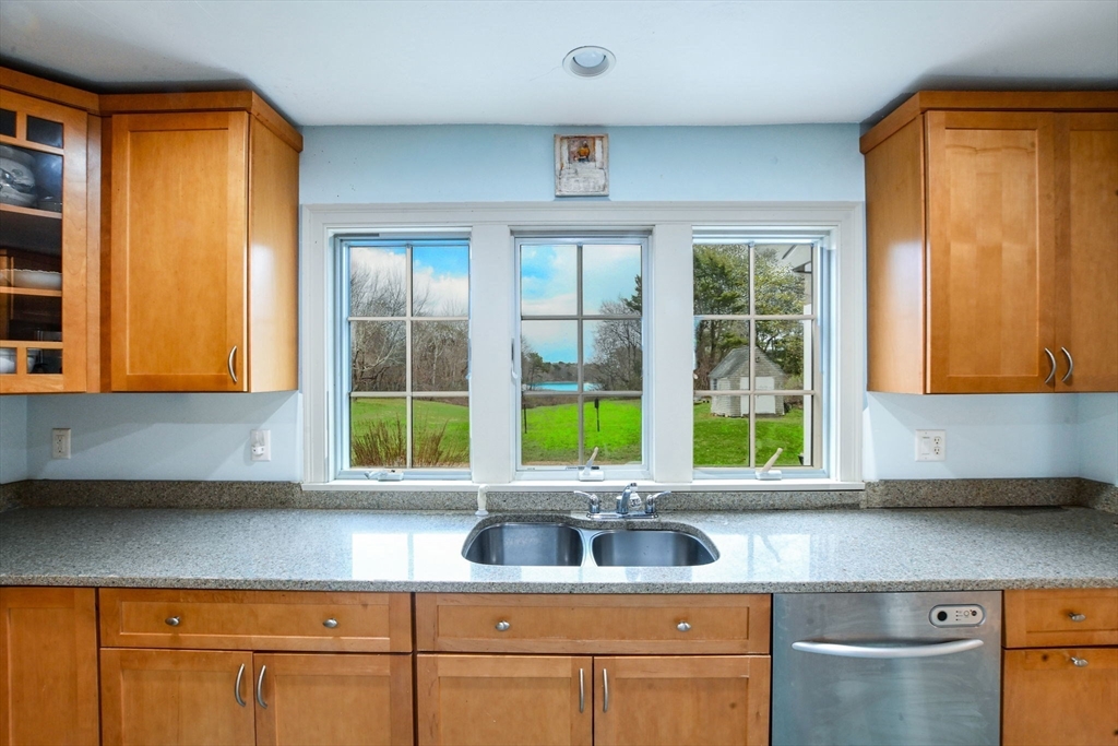 400 Davisville Road Falmouth, MA 02536 - Photo 21 of 37