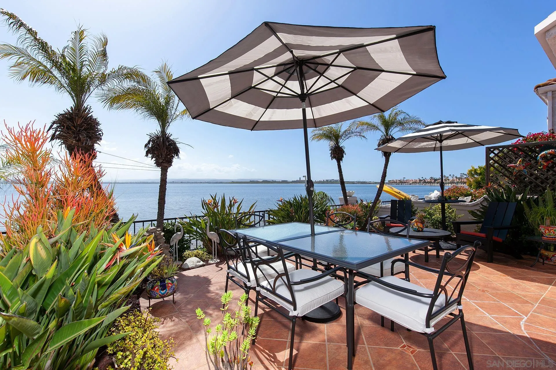 5 Aruba Bend Coronado, CA 92118 - Photo 2 of 40 a view of a chairs and table in the patio