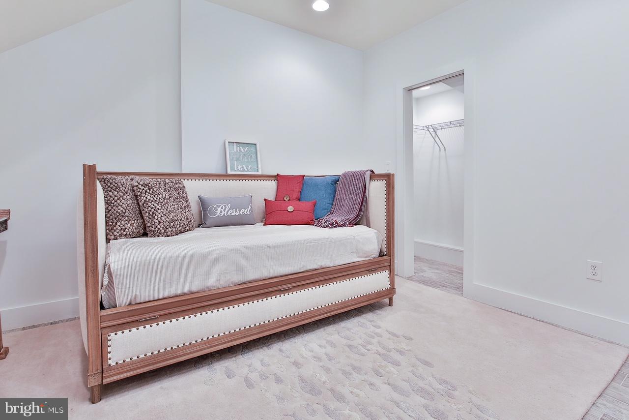 1837 Kalorama Road Northwest, Unit B Washington, DC 20009 - Photo 14 of 17 Interior (General)