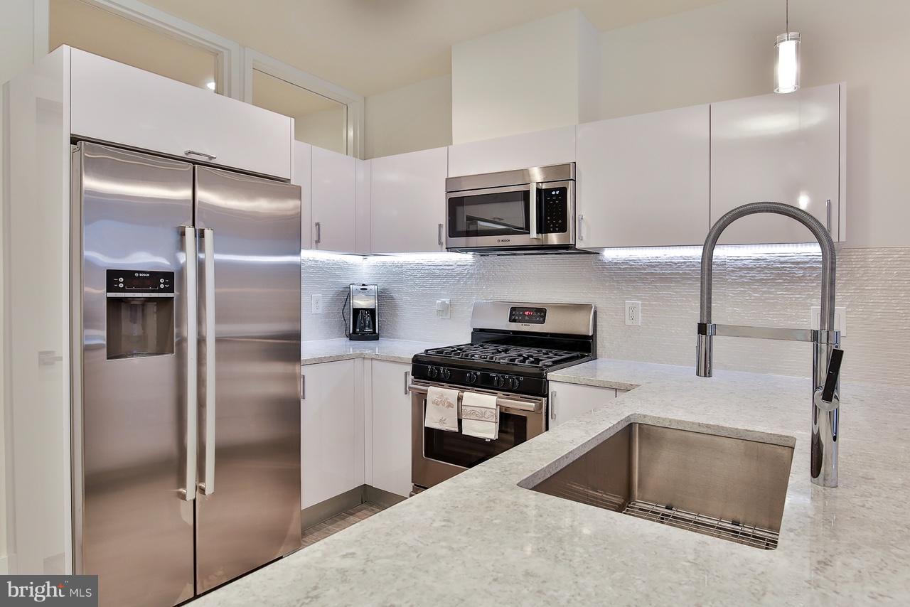 1837 Kalorama Road Northwest, Unit B Washington, DC 20009 - Photo 5 of 17 Interior (General)