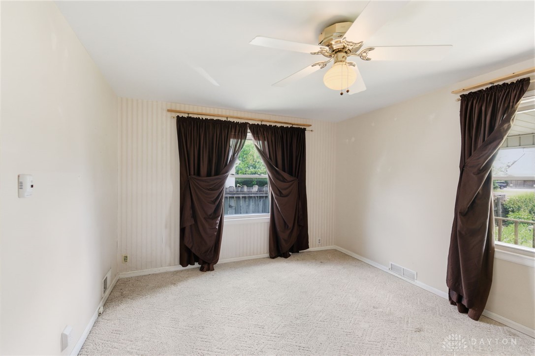 1290 Main Street Hamilton, OH 45013 - Photo 12 of 49