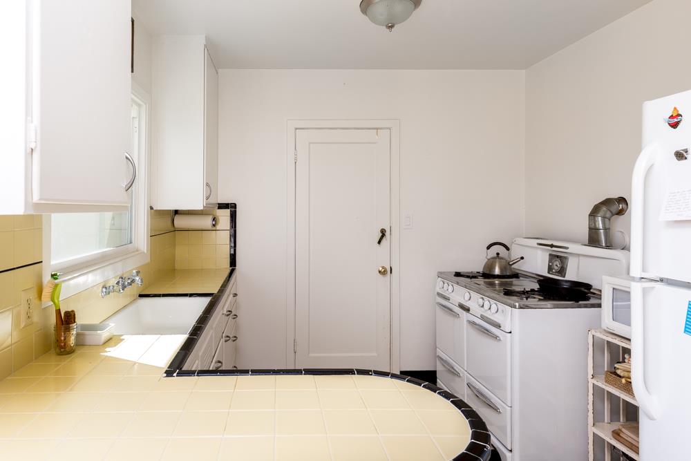 314 Spring Street Santa Cruz, CA 95060 - Photo 8 of 19 Gallery Image 8