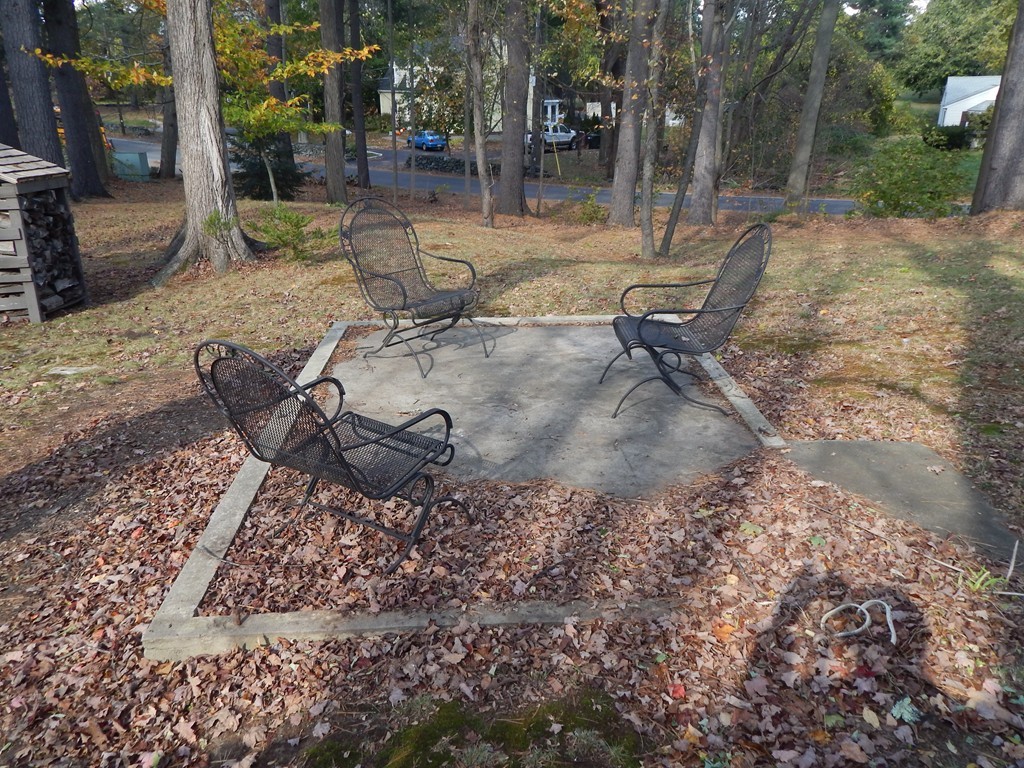 92 Bolton Road Lancaster, MA 01523 - Photo 23 of 26