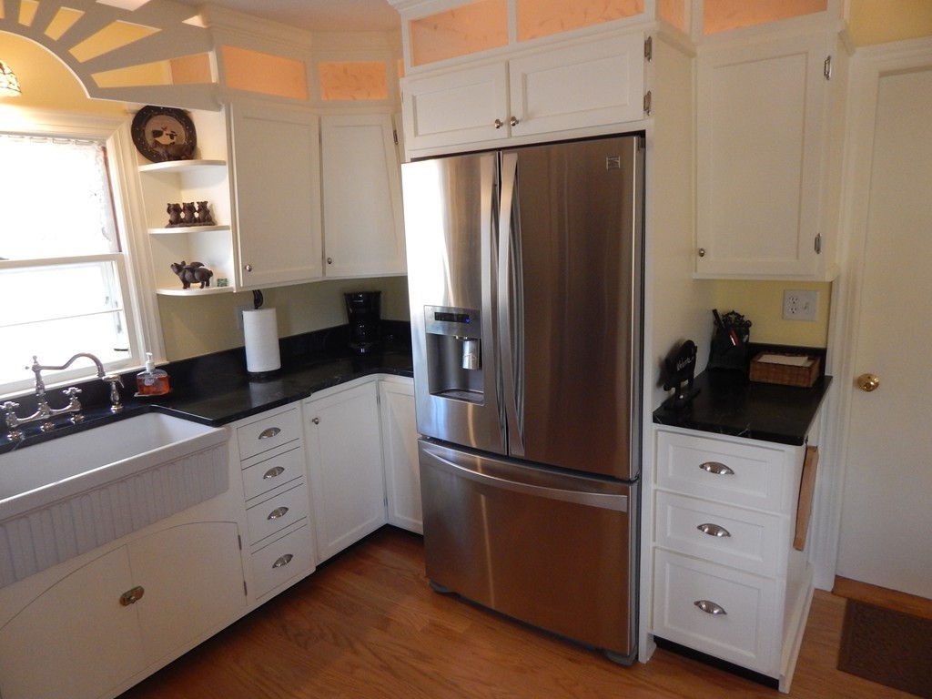 92 Bolton Road Lancaster, MA 01523 - Photo 5 of 26