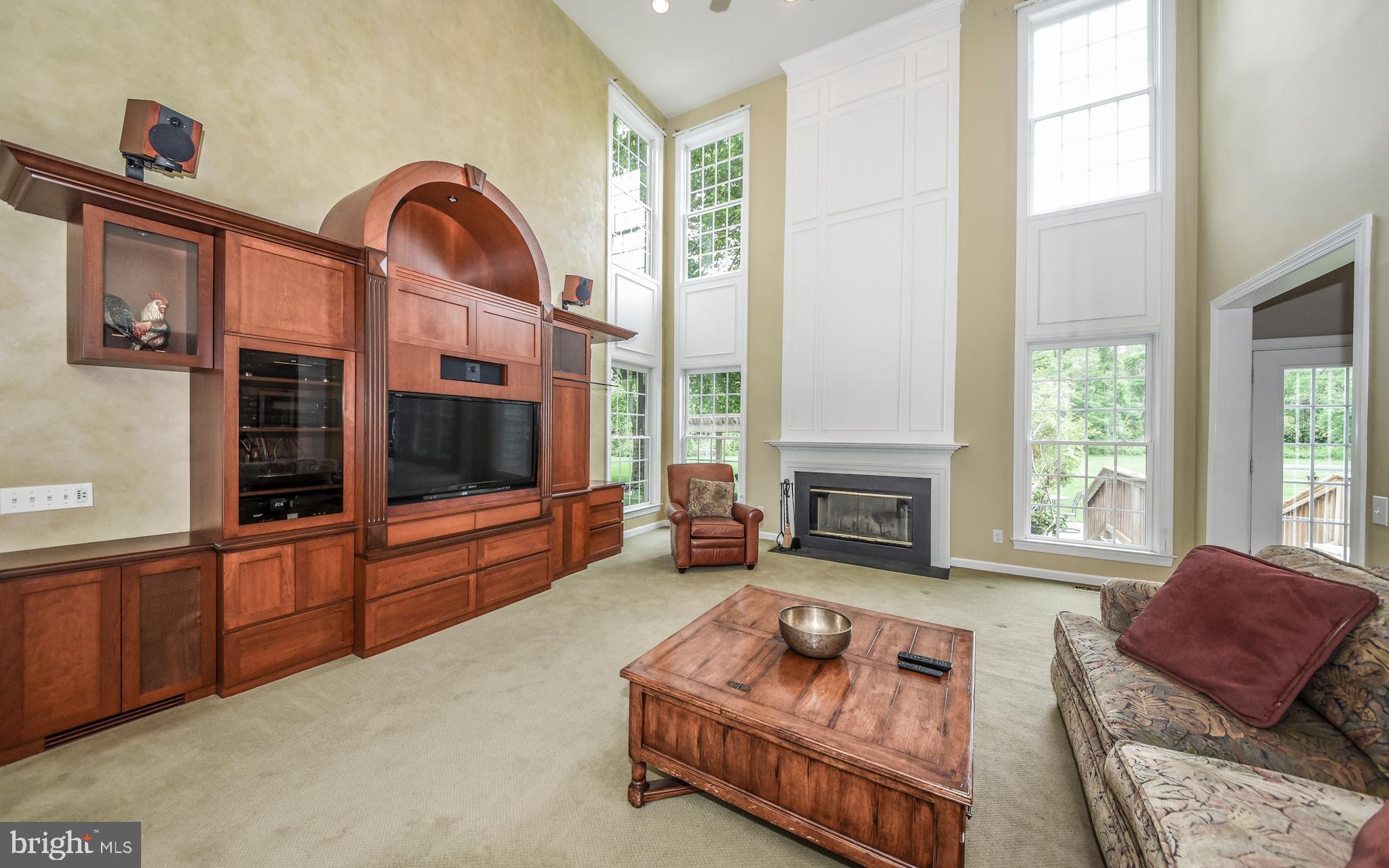 124 Clover Road Ivyland, PA 18974 - Photo 12 of 41 Two Story Family Room