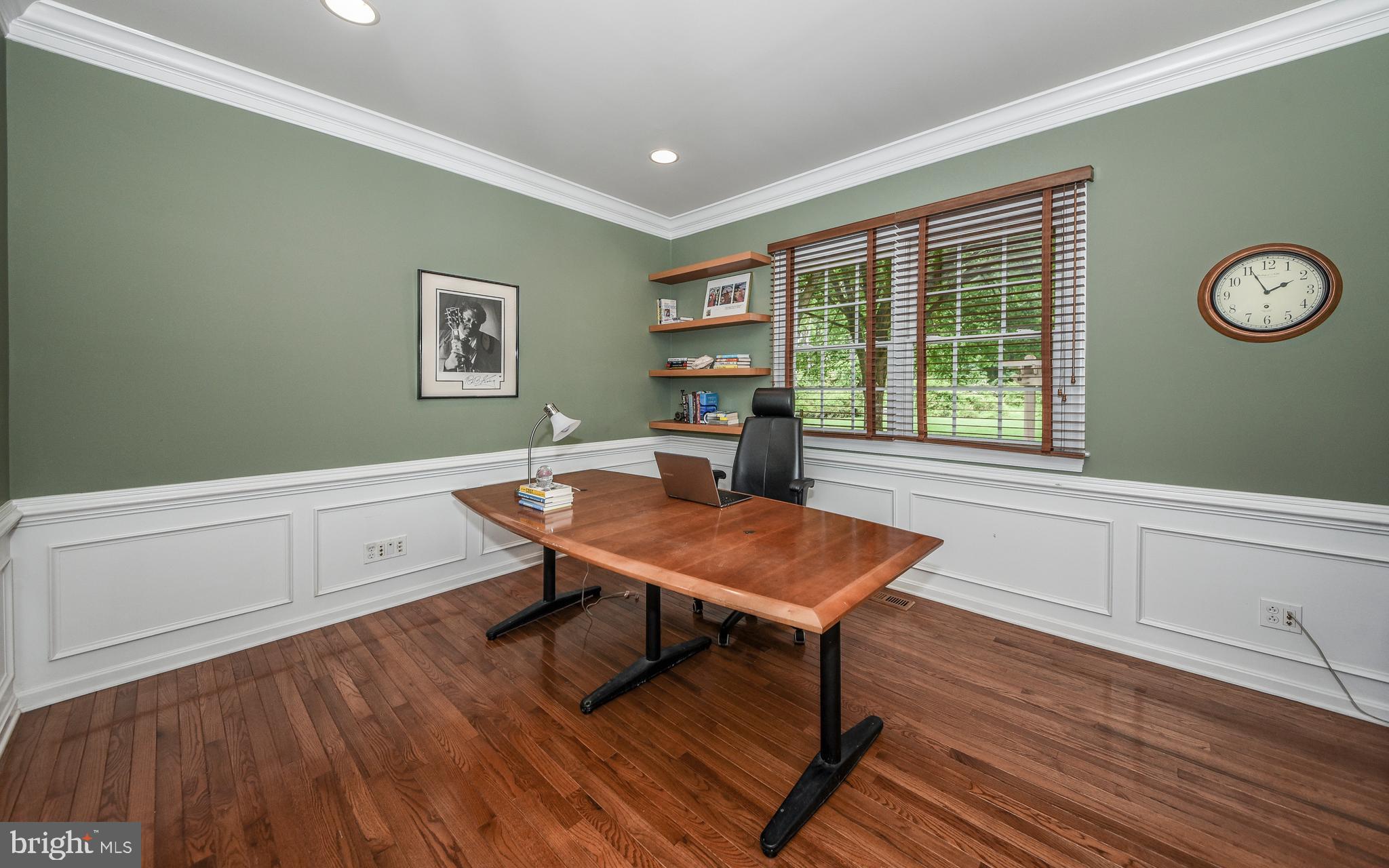 124 Clover Road Ivyland, PA 18974 - Photo 16 of 41 Main Floor Office